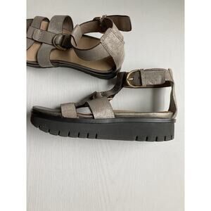 Naked Feet Hadar Grey Pewter Metalic Platform Sandals Womens Size 9 M